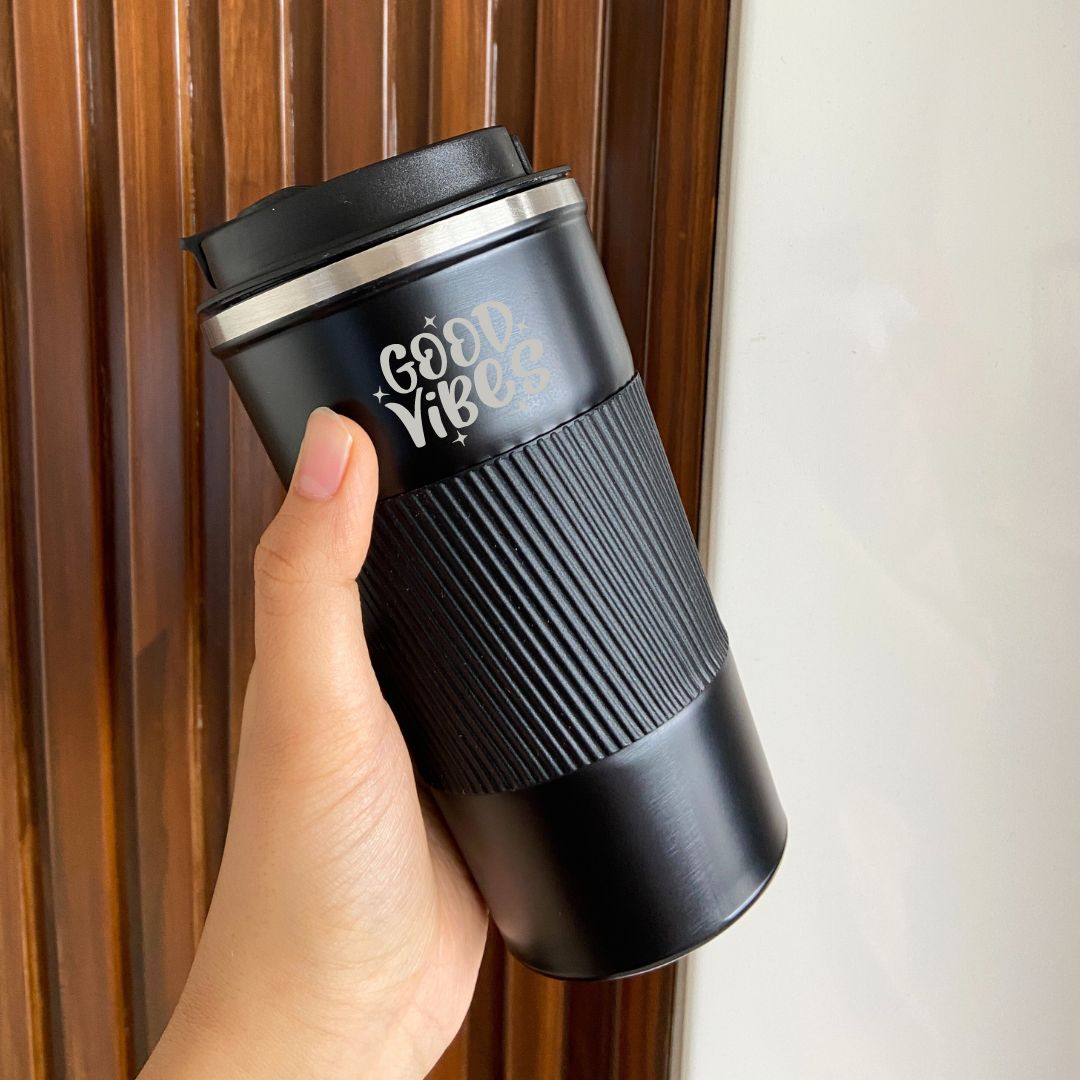Double Walled Travel Tumbler with Temperature Display
