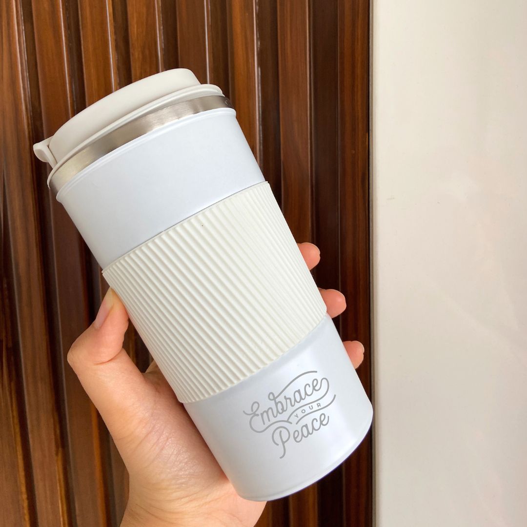 Double Walled Travel Tumbler with Temperature Display